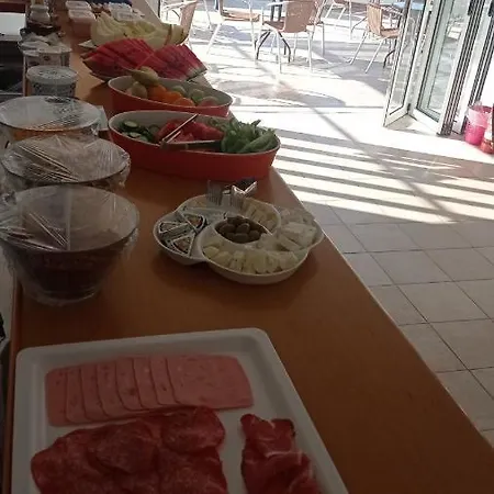 Loukas Hotel 3*